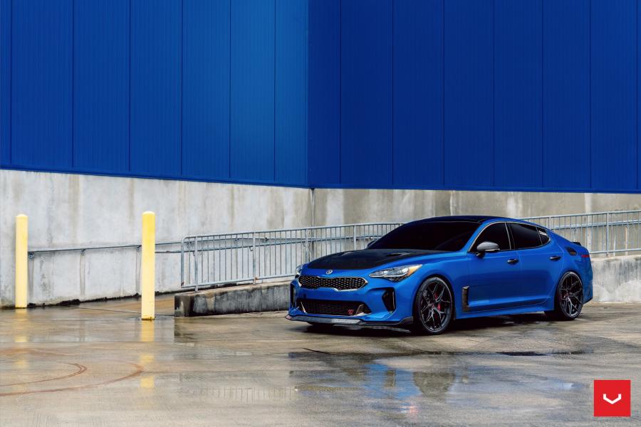  Kia Stinger GT on Vossen Wheels (HF-5) 2020 года  (фото 1 из 14)